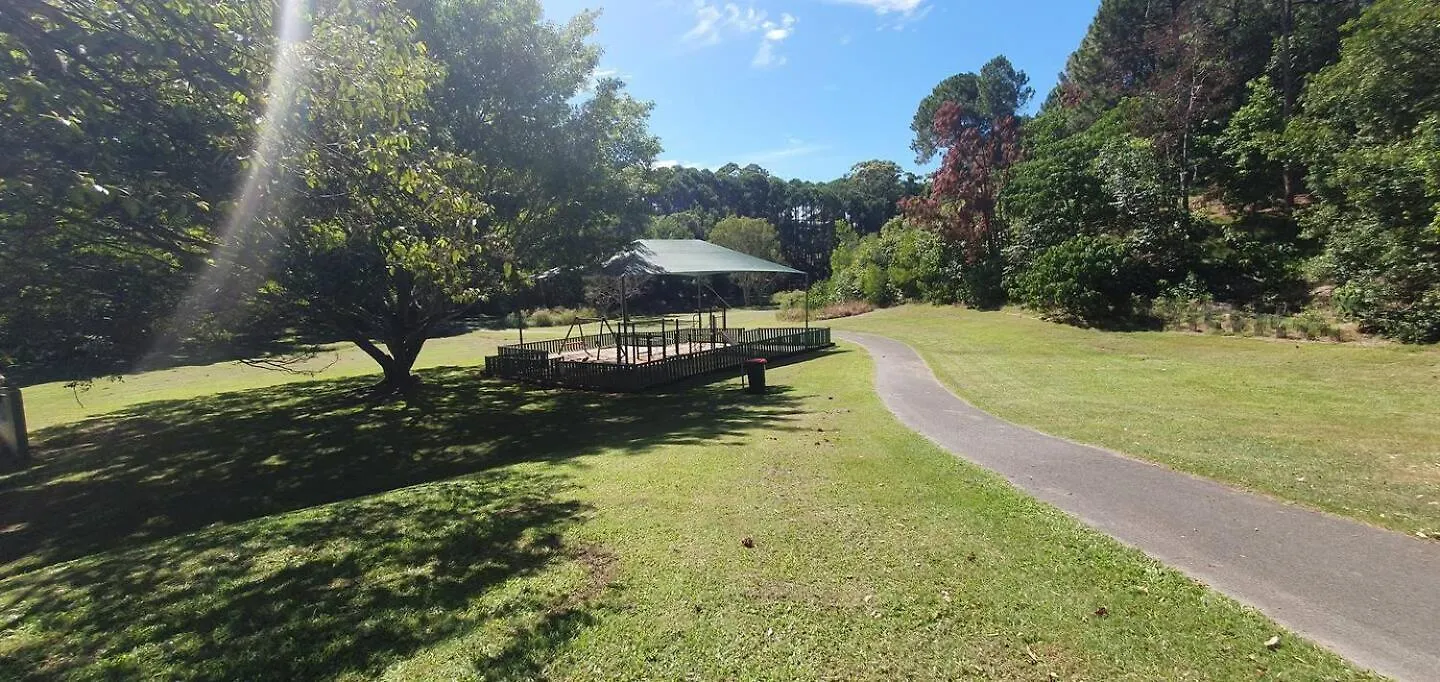 Apartment Gold Coast Family Retreat, Beach 1 And Half Kms, Shops, Full Home Australia