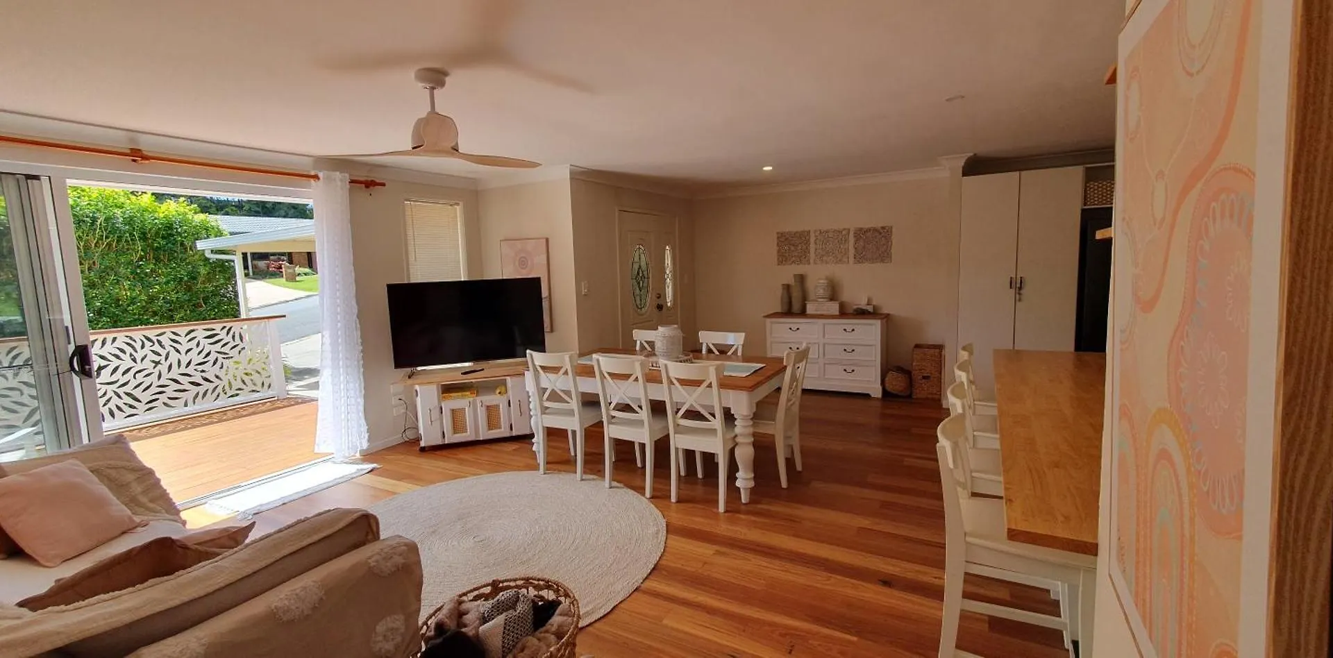 Gold Coast Family Retreat, Beach 1 And Half Kms, Shops, Full Home Australia