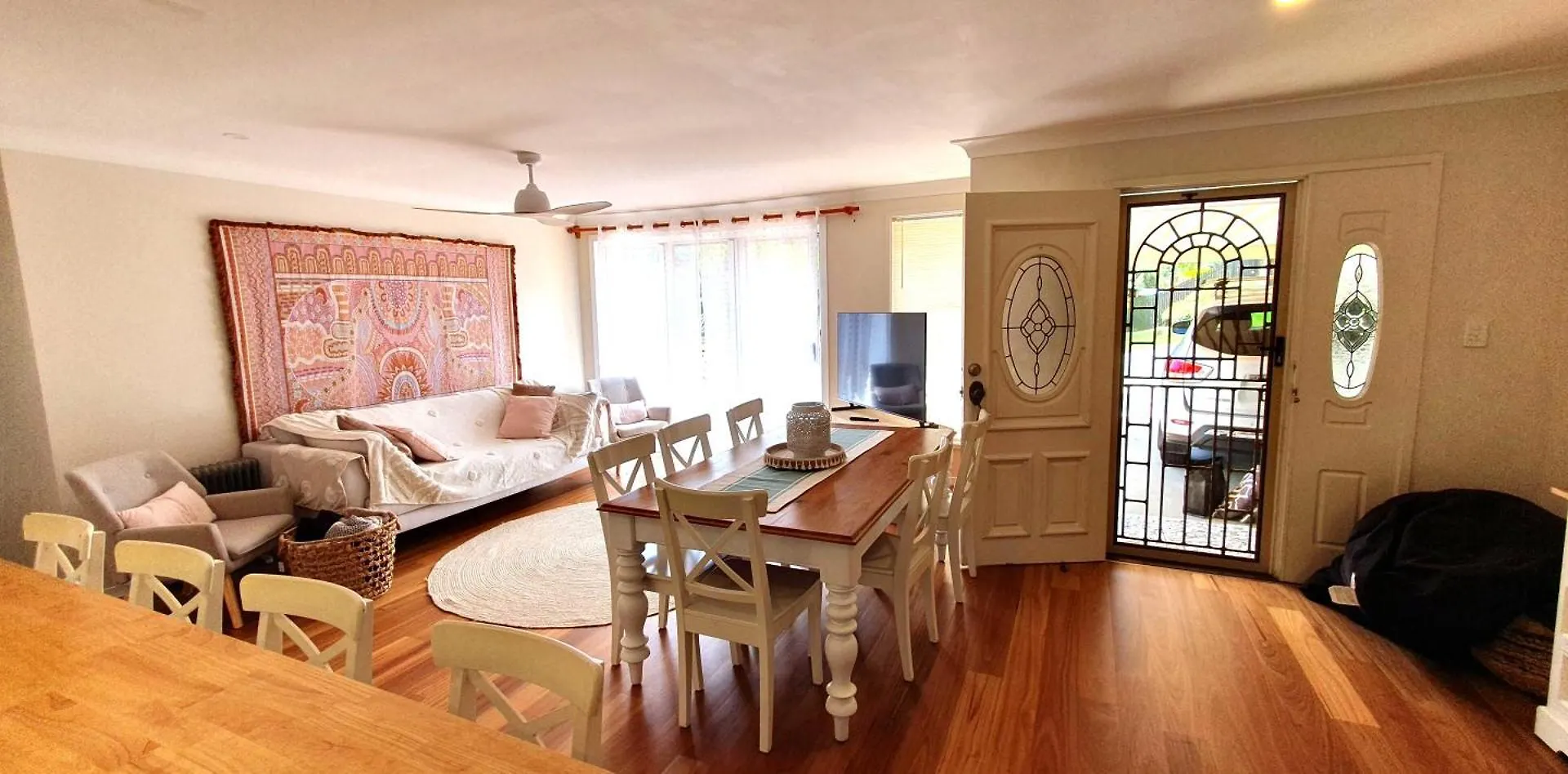 Gold Coast Family Retreat, Beach 1 And Half Kms, Shops, Full Home Apartment Gold Coast